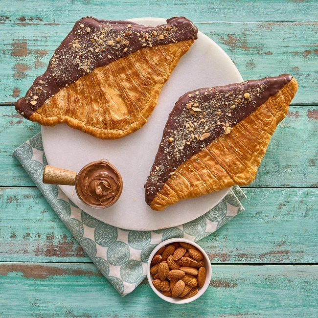 Flat Croissant Chocolate Almond - Piece - Exception Pastry - Egypt 