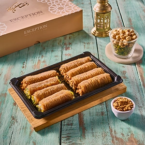 A box of kunafa fingers, 8 pieces - Exception Pastry - Egypt 